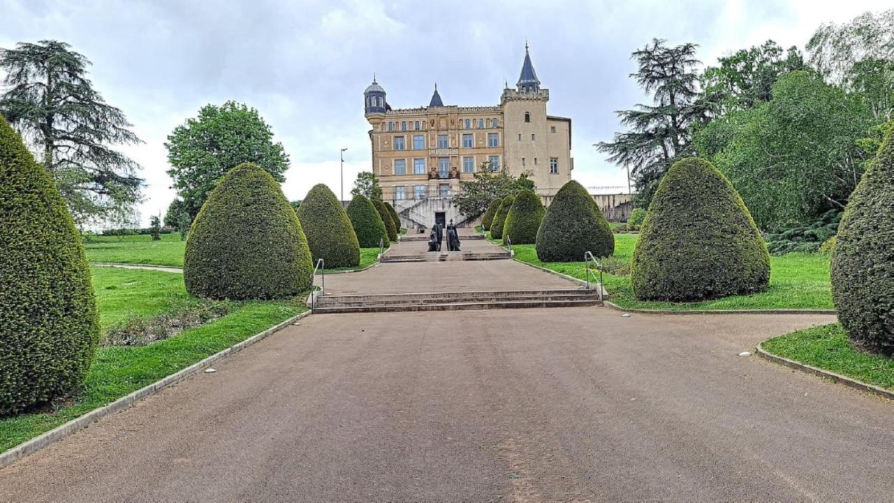 Votre Cocon Parfait A 9 Min D'Eurexpo Et 14 Min Groupama Apartment Saint-Priest  Exterior foto