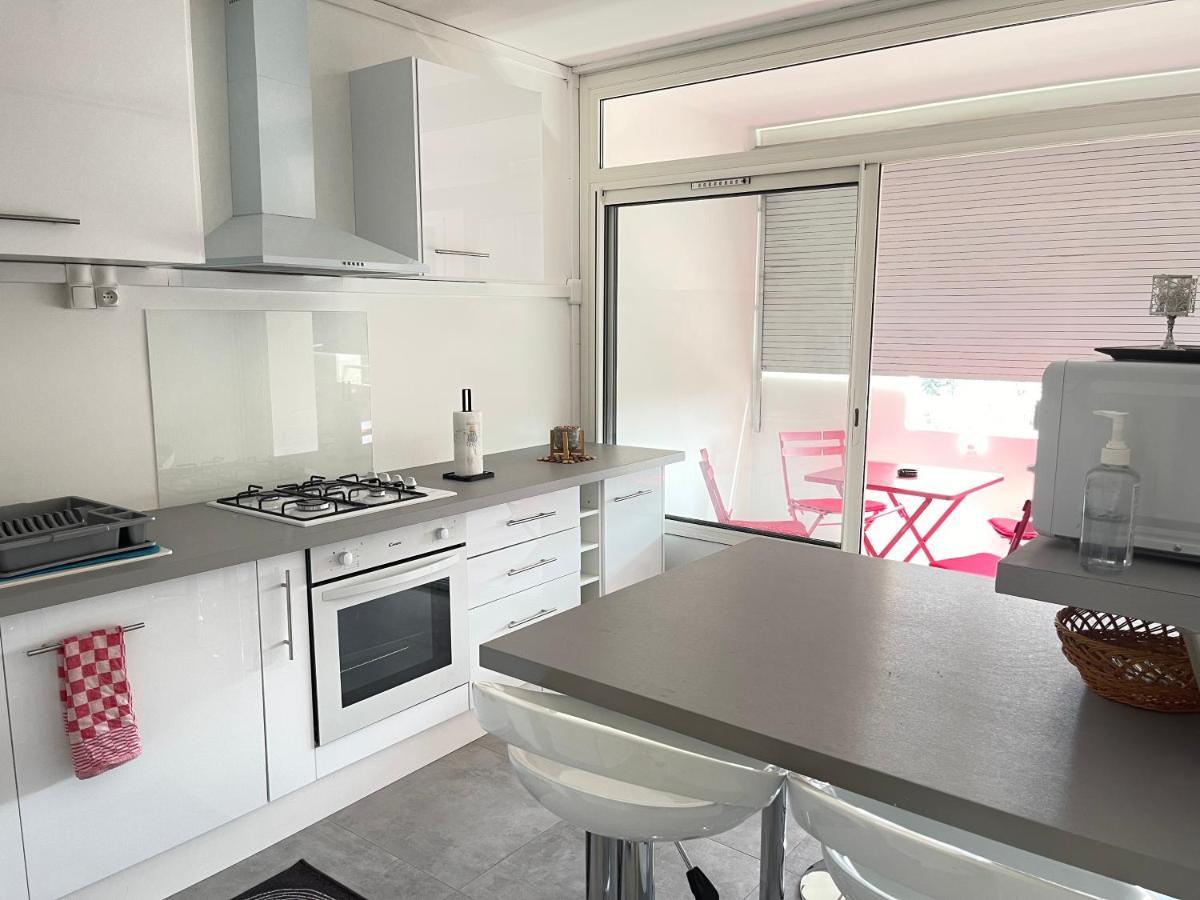 Votre Cocon Parfait A 9 Min D'Eurexpo Et 14 Min Groupama Apartment Saint-Priest  Exterior foto