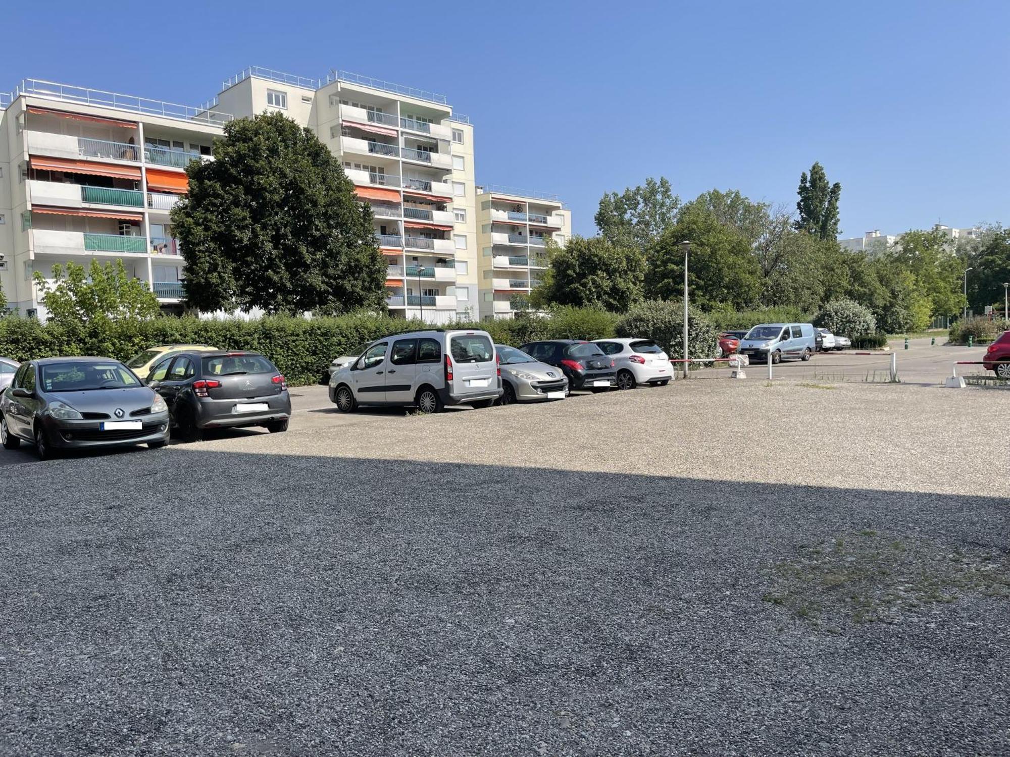 Votre Cocon Parfait A 9 Min D'Eurexpo Et 14 Min Groupama Apartment Saint-Priest  Exterior foto
