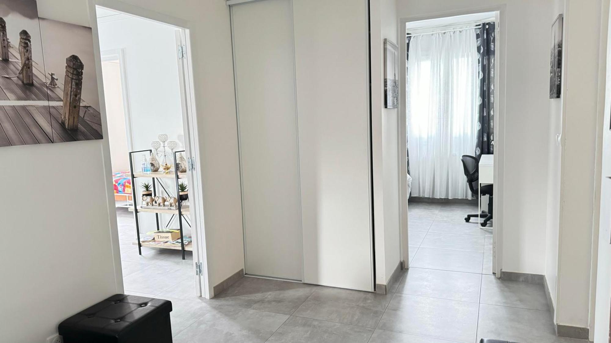 Votre Cocon Parfait A 9 Min D'Eurexpo Et 14 Min Groupama Apartment Saint-Priest  Exterior foto